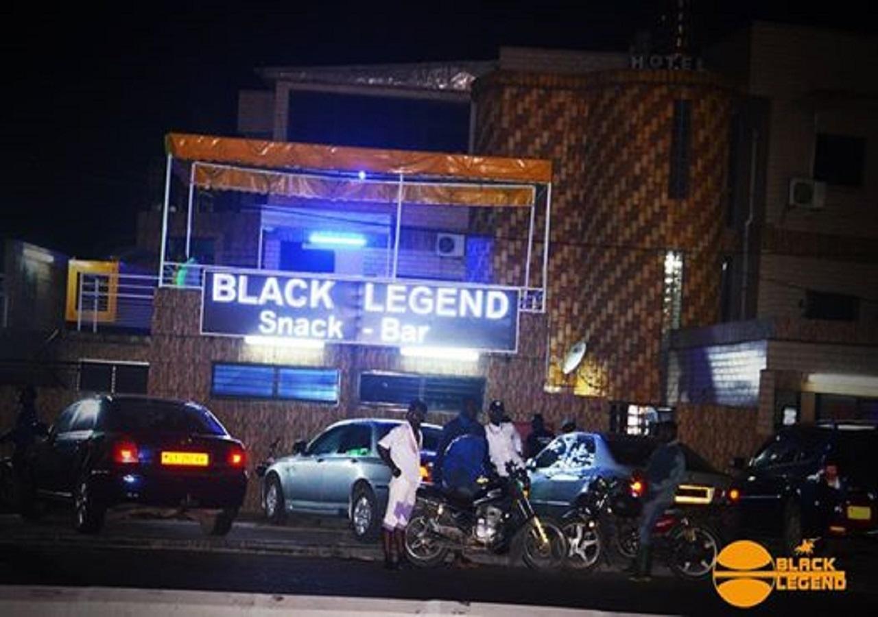 Hôtel Black Legend Douala Extérieur photo